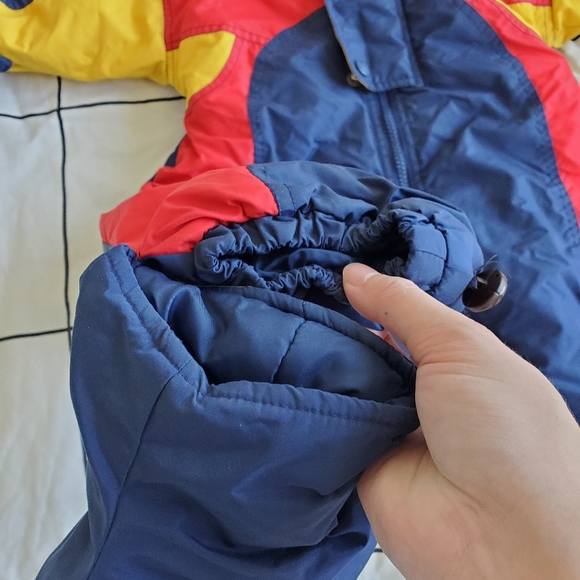 Oshkosh B'gosh Snowsuit Size 18 Months - Picture 4 of 9